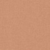 Papel pintado terracota, con textura de lino jaspeado, modelo Caractere de Casadeco