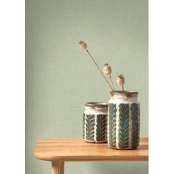 Papel pintado verde opalino, con textura de lino jaspeado, modelo Caractere de Casadeco