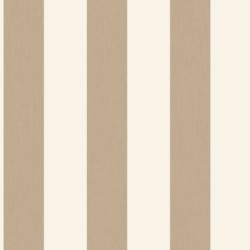 Papel pintado de rayas verticales Linen Lines en una pared de cocina.