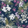 Papel pintado floral con diseño de jazmín Songe de Jasmin de Casadeco.