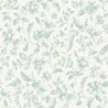 Papel pintado Pastelia de Caselio Blue Shades con estampado clásico de estilo Toile de Jouy en versión ligera y fondo blanco.