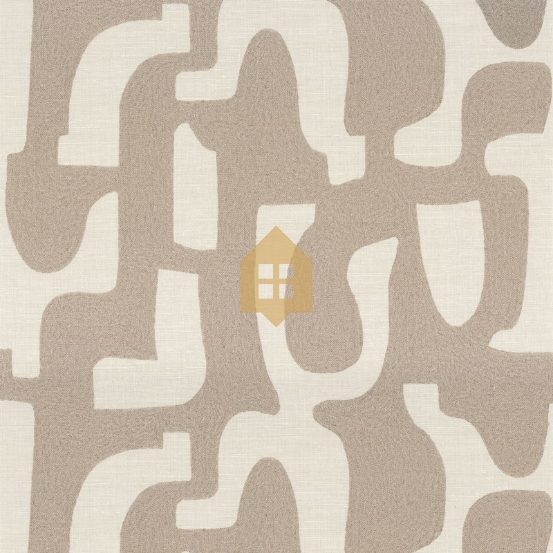 Papel pintado Seran de Casamance con diseño de formas orgánicas bordadas sobre textura de lino natural.