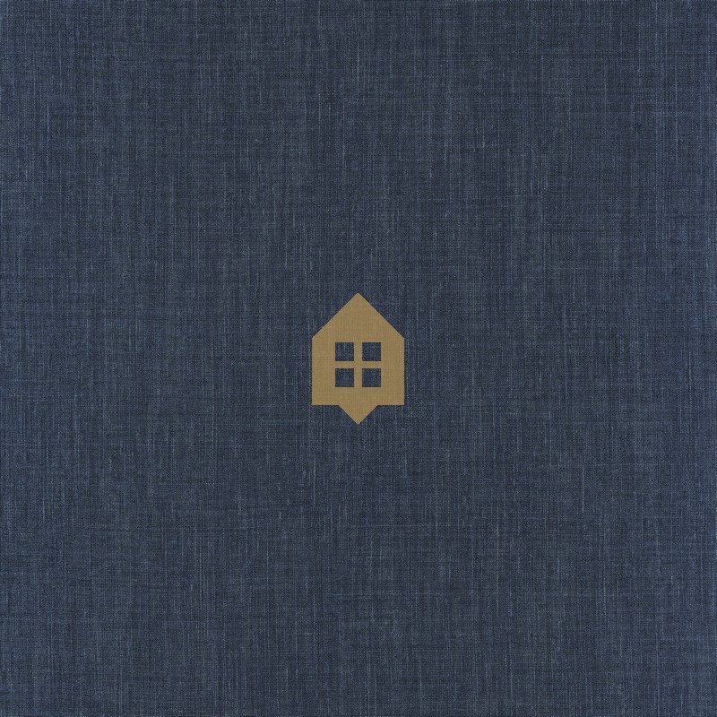 Papel pintado Shinok de Casamance con textura de lino natural, efecto de nudos de fibra y acabado táctil elegante.
